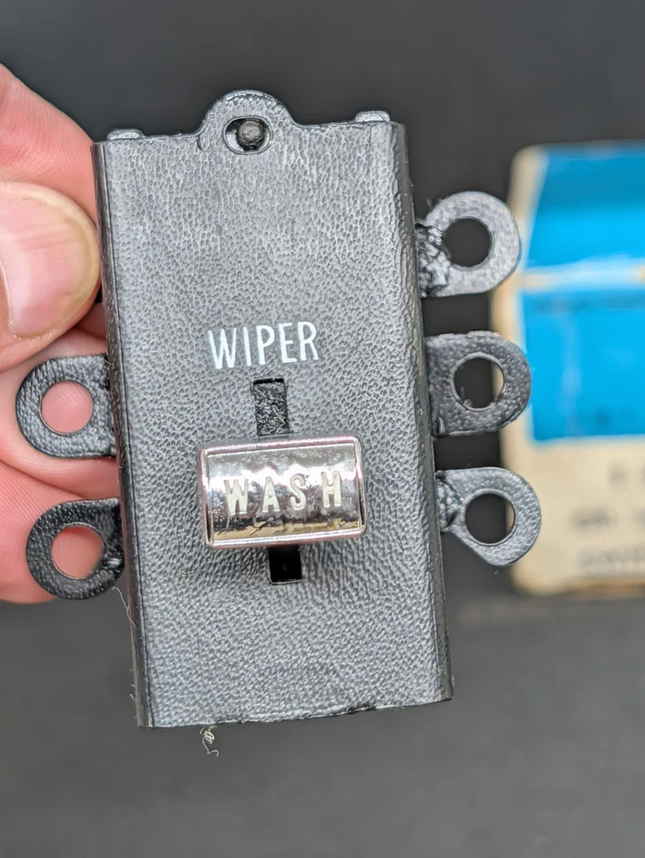 Nuevo de Lote Antiguo 1970 1971 Pontiac Tempest Lemans GTO SIN INTERRUPTOR LIMPIAPARABRISAS DE PARQUE EMPOTRADO Foto 3 de 4