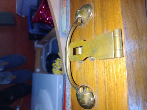 Wooden Locking Gun Carry Box - Picture 5 of 11