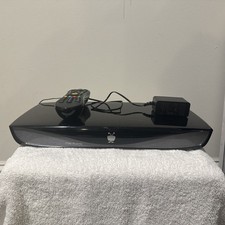 Tivo Roamio DVR TCD846500 with remote