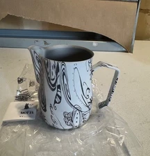 Metallurgica Motta Premium B & W, Stainless Steel Milk Frothing Pitcher 17 oz