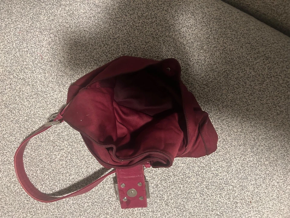 Baguette de neopreno Fendi vintage Foto 4 de 4