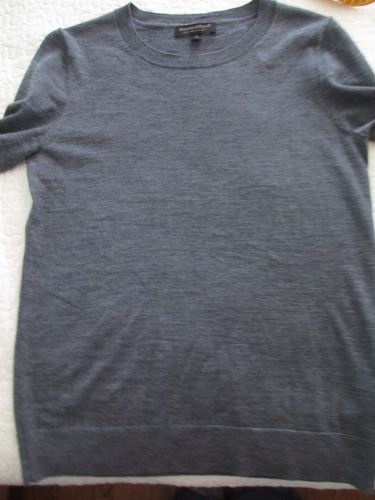 Banana Republic Dark Gray 100% Merino Wool Sweater Women Size Small Fine Knit - Picture 3 of 6