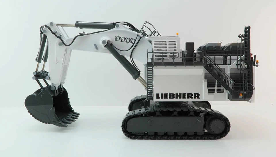 Conrad 2950/04 Large Liebherr R9800 Mining Backhoe Excavator New 2024 Scale 1:50 - Image 3 of 4