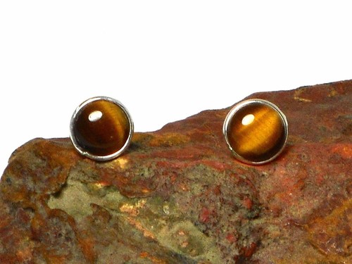 Pendientes redondos de tachuelas de plata esterlina ojo de tigre - 8 mm - Imagen 2 de 3