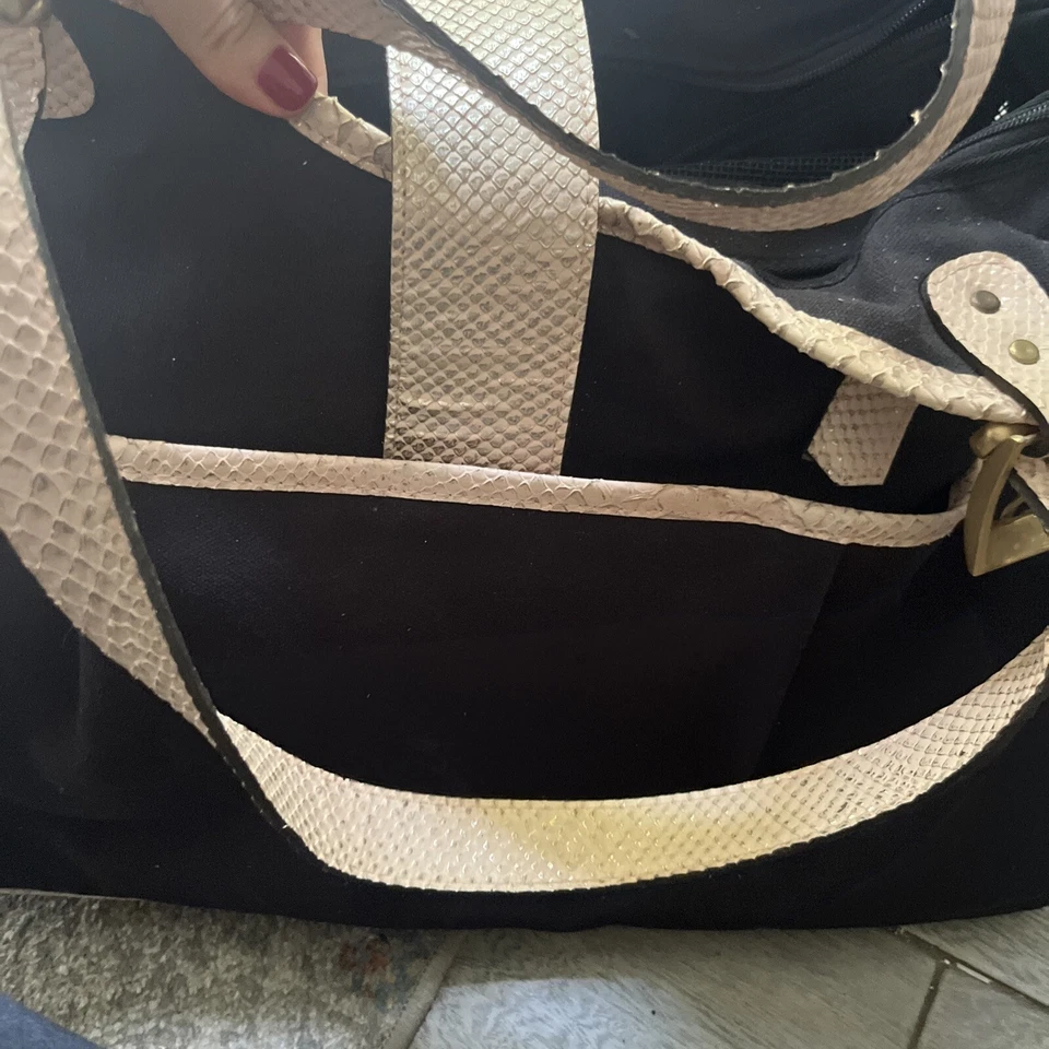 Petote Dog Cat Bag Carrier Large Snake Leather - Image 4 of 4