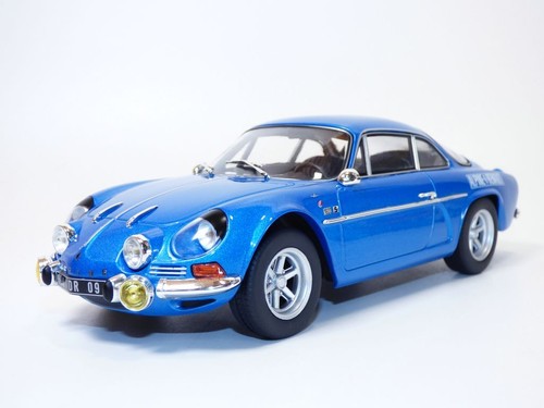 Berlinette ALPINE RENAULT A110 1600S bleu 1/18 side logo - Picture 2 of 5