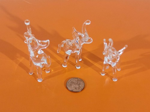 3 Glass Elephant Figurines! All Hand Made, All Unique! About 2.5 Inches Tall - Picture 2 of 5