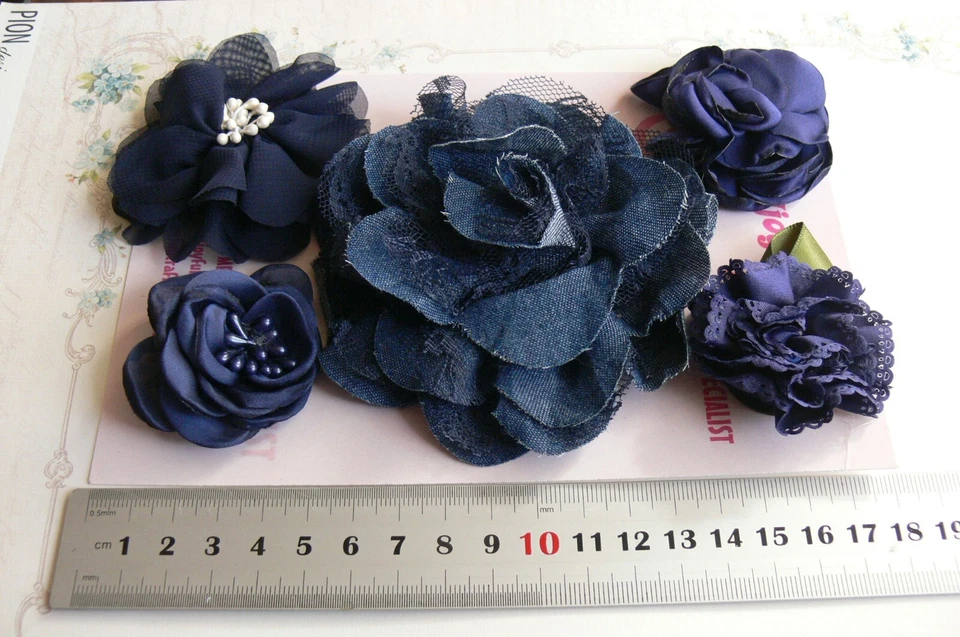 DENIM BLUE - Fabric Denim Lace Satin 5 Flower Pk 50-100mm NjoyfullCrafts H3 F — 第 3/4 张图片