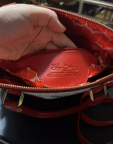 Raro Bolso Bowler de Terciopelo Rojo Panadería Zapato Edición Limitada MUJERES - Imagen 14 de 20
