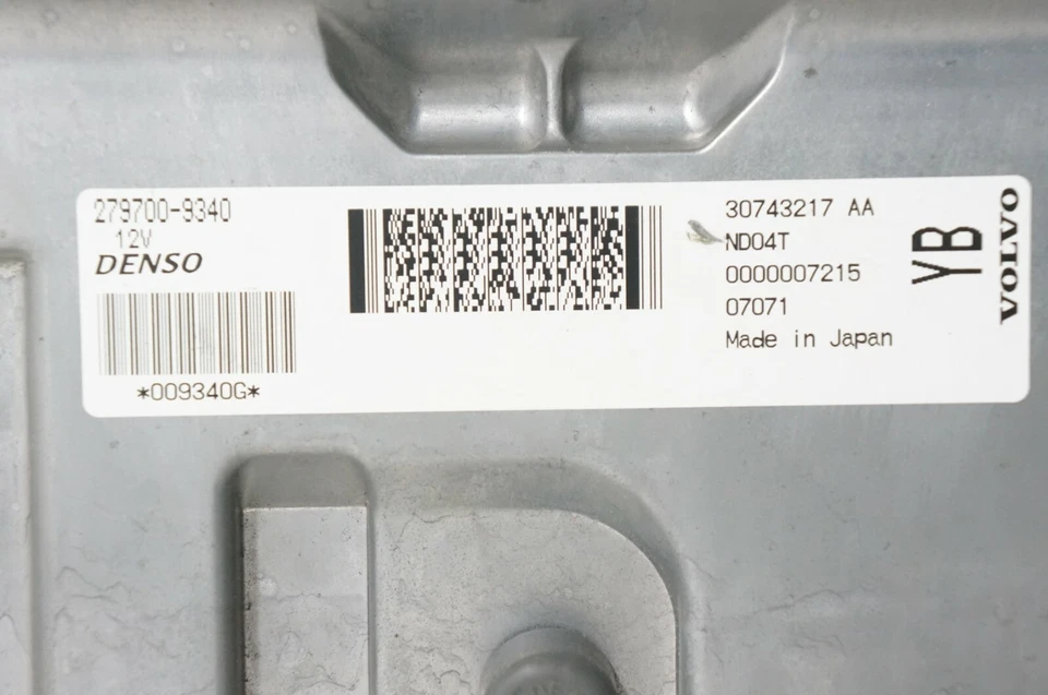 2007-2009 Volvo S80 Engine Control Module ECM ECU 30743217 AA OEM 30743217AA - Image 3 of 4