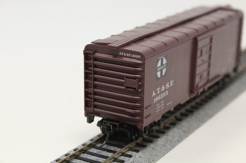 HO Roundhouse 1086 40' Roundtop Box Car Santa Fe ATSF 166293 Red RTR - Picture 5 of 9