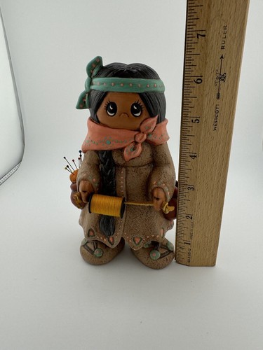 Native American Little Sewing Helper Girl W/ String & Pins - Picture 2 of 12