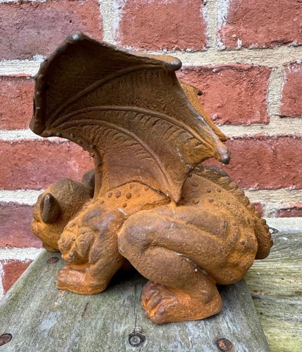 Winged Laying Gargoyle Cast Iron Gothic Sculpture - Indoor / Outdoor - Rusted - Picture 4 of 7