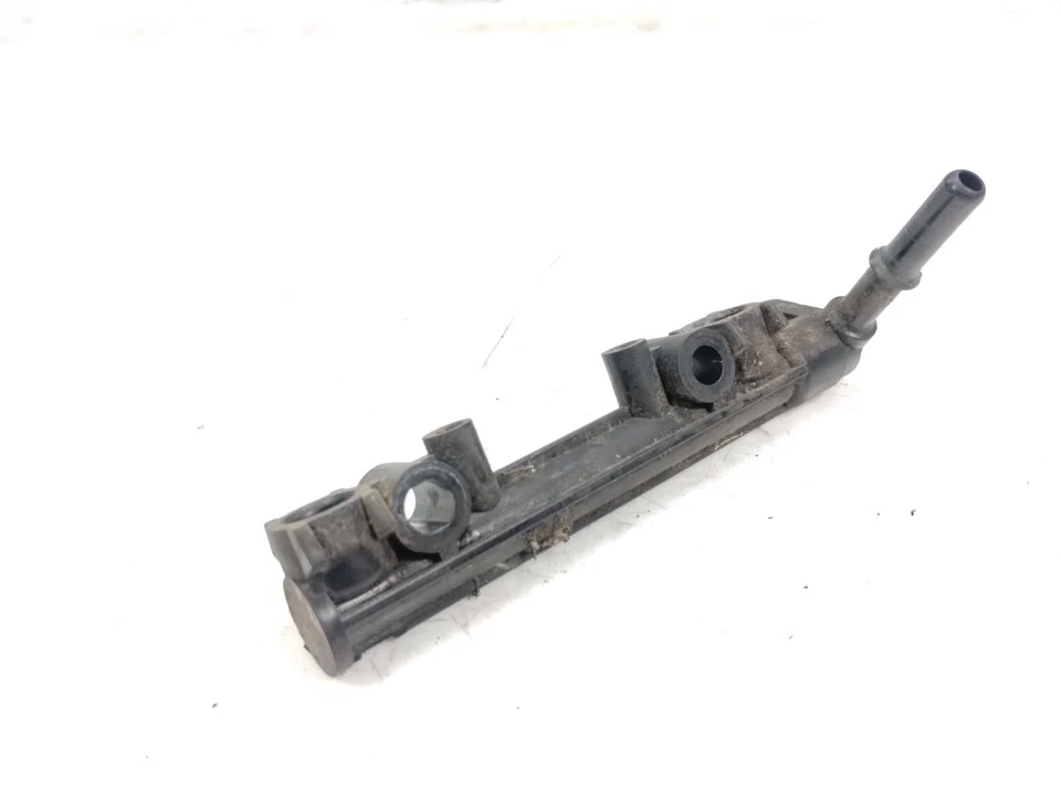 Kawasaki EN650 Vulcan 650 S 2020 línea de inyectores de riel de combustible de gasolina Foto 2 de 4