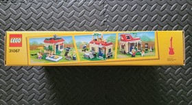 LEGO Creator 3-in-1 31067: Modular Poolside Holiday,  New and Factory Sealed
