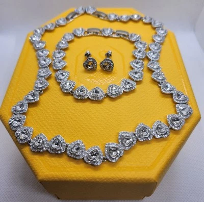 SWAROVSKI Juego de 3 brazaletes pendientes collar tenis corazón angélico nupcial madre S inspirados