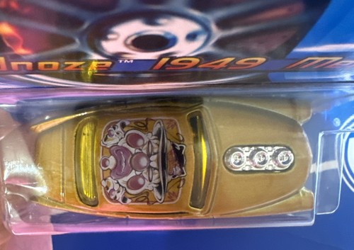 2005 Hot Wheels #111 Crazed Clowns II 1/5 HARDNOZE 1949 MERC Gold w/Chrome 5 Sp - Picture 3 of 6
