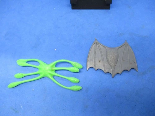 1987 Vintage GI Joe NEMESIS ENFORCER Bat Wings & Tentacles accessories
