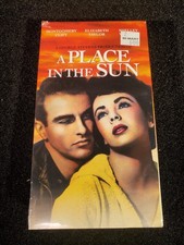 A Place in the Sun (VHS, 1951) Montgomery Clift Drama Romance Sealed
