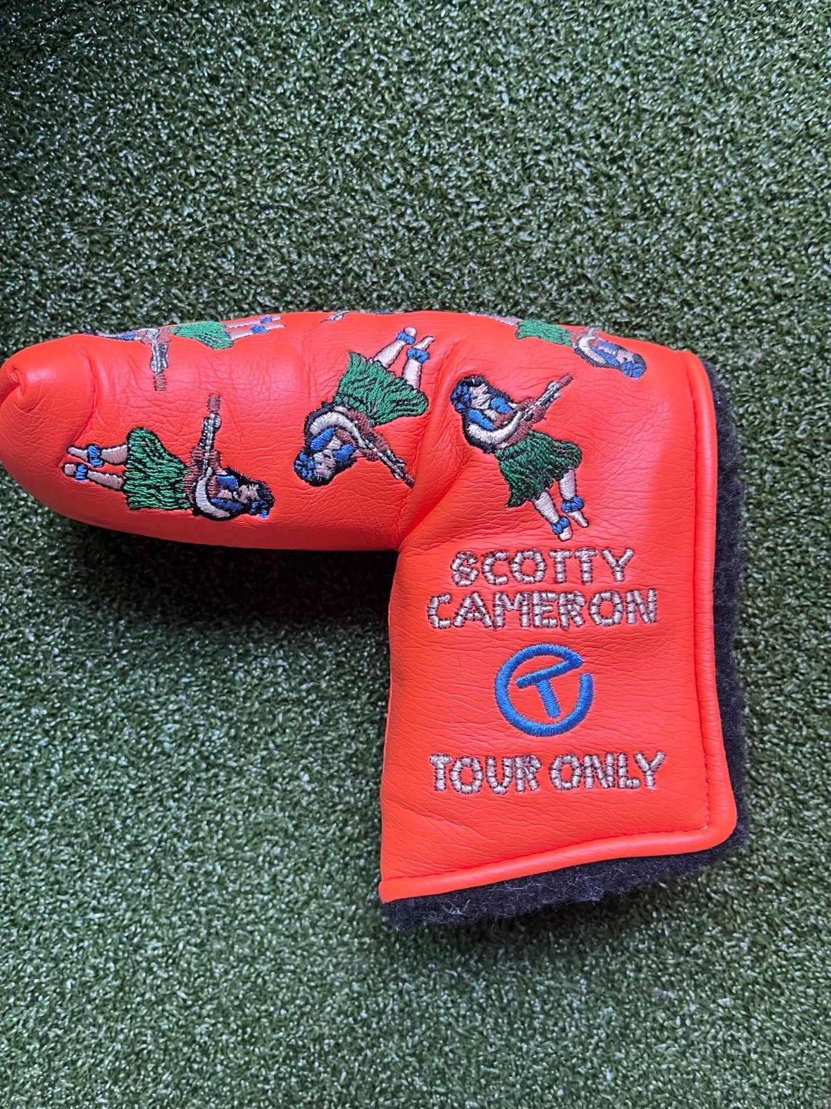 Scotty Cameron 2006 Circle T Hula Girl Headcover