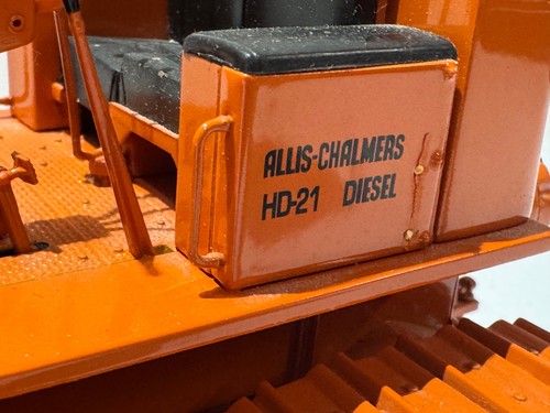 ALLIS CHALMERS HD-21 CRAWLER W/ OFFSET DISK HARROW 1:25 SCALE 2006 FIRST GEAR - Picture 12 of 15
