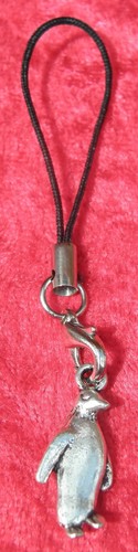 Penguin Mobile Phone Strap Handbag Charm Pendant Aquatic Gift - Picture 2 of 4