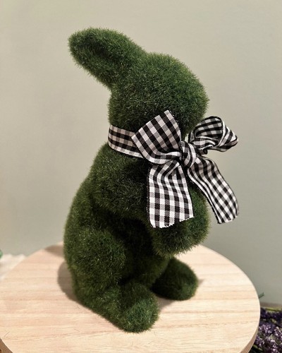 Farmhouse Green Faux Moss Easter Spring BUNNY Clay Figure Statue 7" Decor-NEW! - Picture 2 of 2