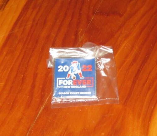 2022 New England Patriots Season Ticket Member Forever New England Pin NFL - Bild 2 von 3