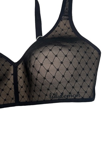 Lululemon Like Nothing Bra Lace Size 32B Color Black (MYSH) - Picture 2 of 5