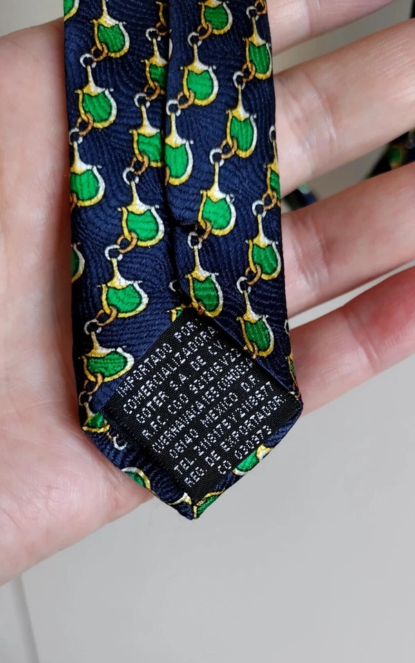 Corbata vintage de seda para hombre de "Quarto Palazzo" Italia  Foto 4 de 4