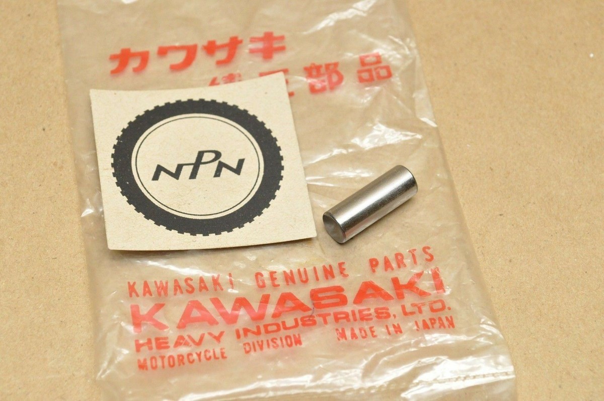 かののん NOS OEM Kawasaki ZX600 ZX900 KAF1000 KAF300 KAF400 KAF820