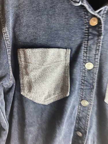 NEw Jane and Delancey Sz Medium Button Up Shirt /Blue - Picture 5 of 5