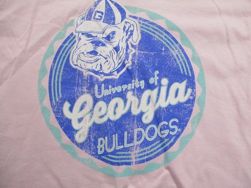 Georgia Bulldogs Women Shirt Small Pink Short Sleeve Graphic Crew Neck Hanes New - Picture 2 of 11