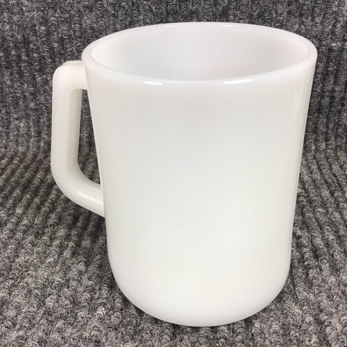 Vintage USS Fort Fisher LSD-40 Navy Federal Milk Glass Coffee Mug Cup USA X 149 - Picture 10 of 12
