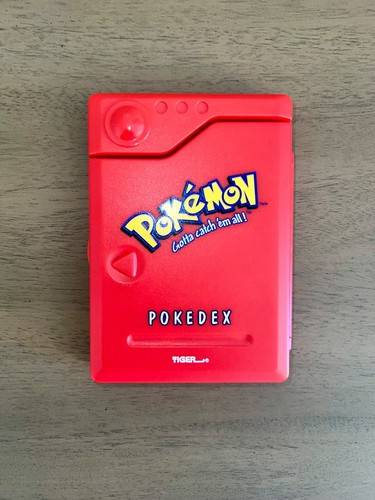1998 Pokémon Tiger Electronics Pokédex Red - Tested and Works!