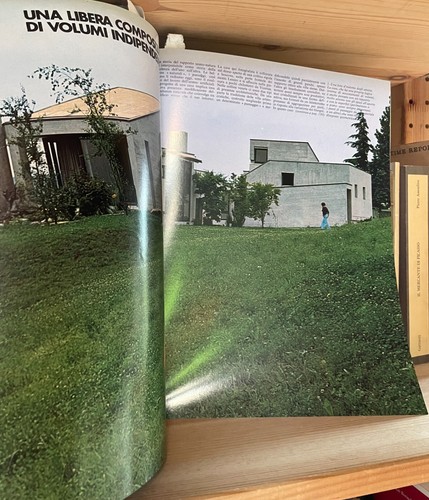 Casa Vogue Ottobre 1976 n. 62 Arte e ambiente alla Biennale di Venezia - Foto 8 di 13