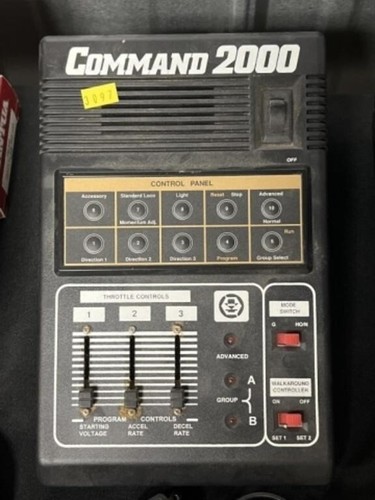 MRC Command 2000 Digital Control Unit - Picture 1 of 3