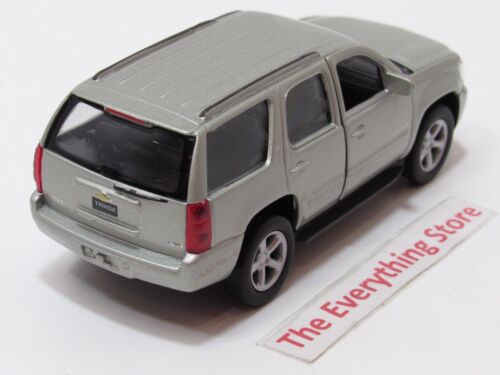Welly 2008 Chevy Tahoe LT dorado claro 4,5" largo envío gratuito - Imagen 2 de 4