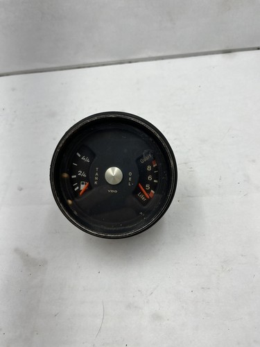 Porsche 911 Fuel (Gas) / Oil Combo Gauge VDO 911-641-202-00 ORIGINAL Date 3/81 - Picture 4 of 10