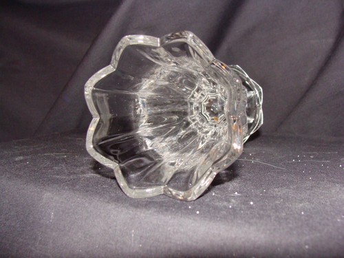 Vintage Mikasa Tulip Starlight Glass Crystal Vase 5.25" Tall - Picture 6 of 9