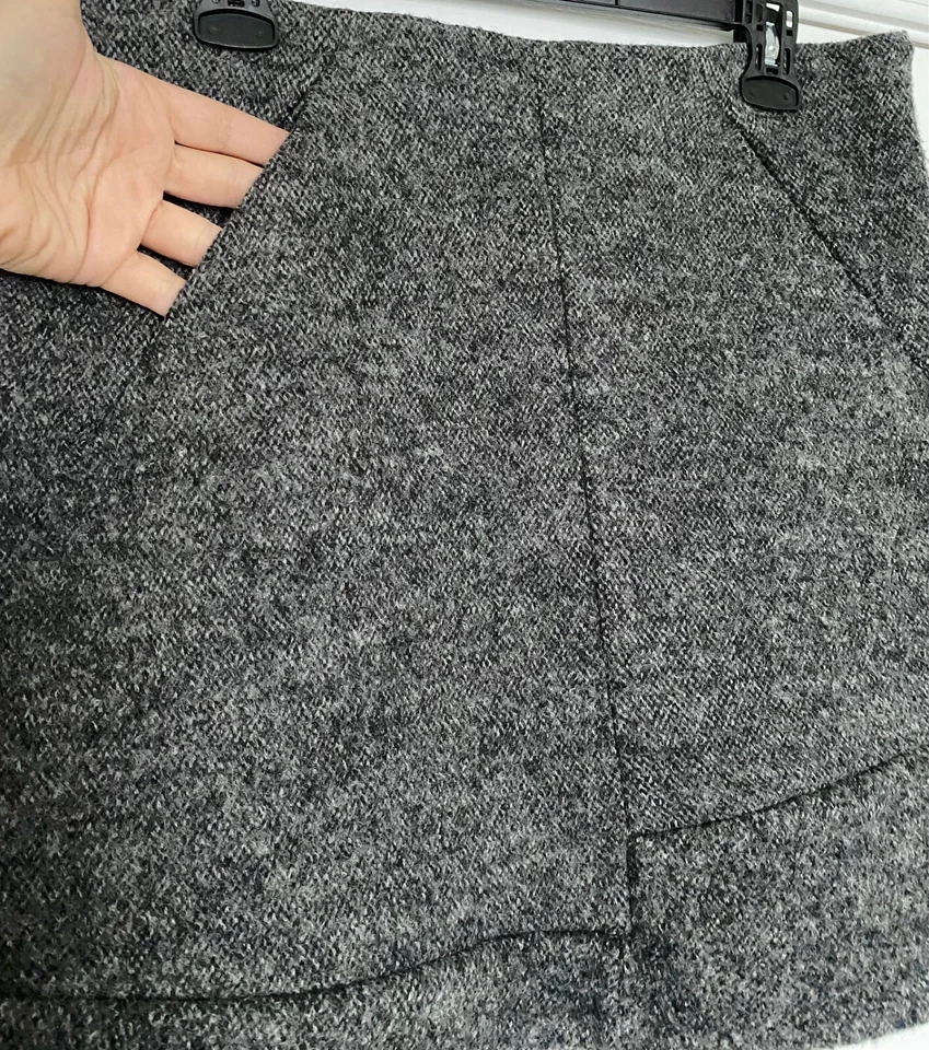 Minifalda MARNI Gris Edición Invierno 2009 Tweed Boucle Lana Virgen 42 = 6 EE. UU. S Foto 4 de 4