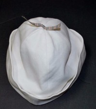 Beautiful Designer BURBERRY Infant Girls/Boys White Cotton Hat Size 12M