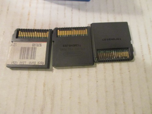 Nintendo DS Game Lot of 3 lego games w/lego block holder CHIMA/ROCK BAND /BATTL - Picture 5 of 7