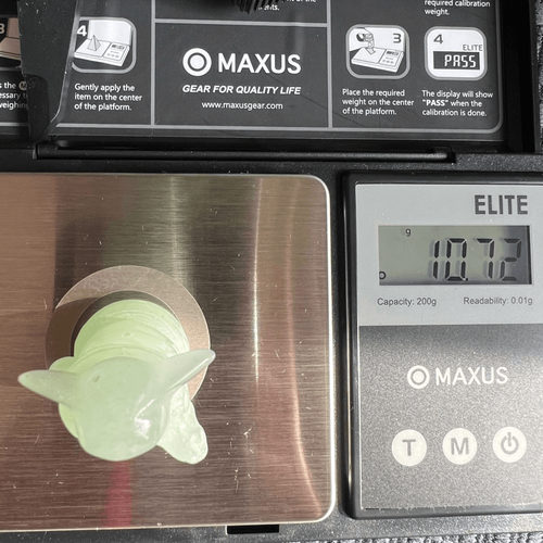 Star Wars Yoda Aventurine Crystal Carving - Picture 8 of 8