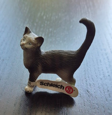 SCHLEICH Katze 13122 – grau-weiß stehend / mit Schild / Farm Life / Tier