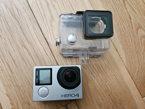 Go Pro Hero 4 Silver with 4 batteries and accessories - Bild 3 von 5