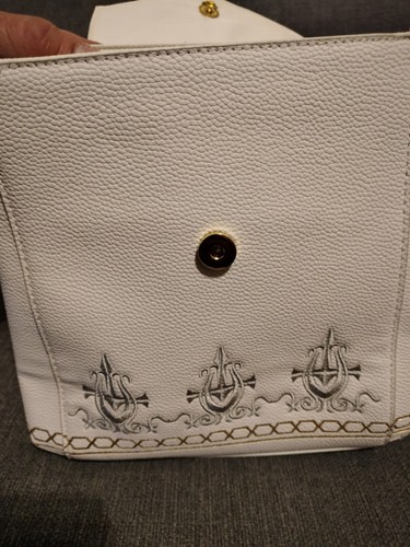 Limited Edition Danielle Nicole Legends Of Zelda Purse Backpack - Picture 10 of 14