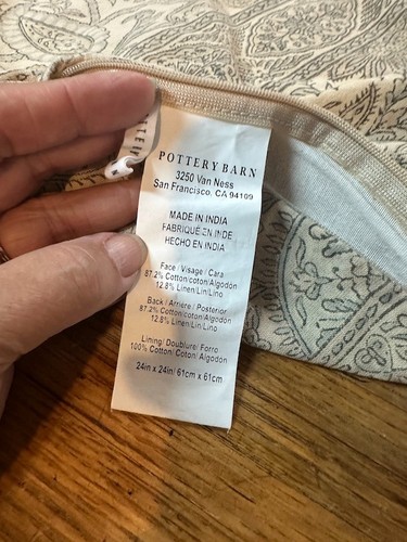 POTTERY BARN 2 Pillow Covers MEDALLION/SAFAVID Persian 25 X 25 NEUTRAL Linen/Ctn - Picture 6 of 6