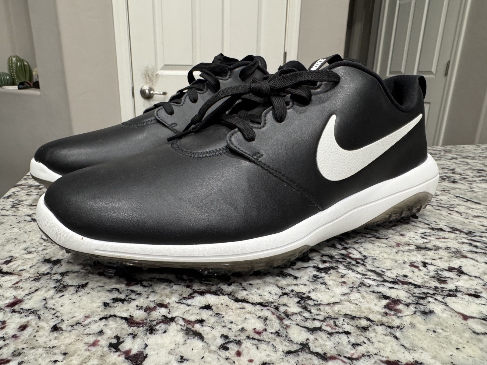Shoes Men's Size 10.5