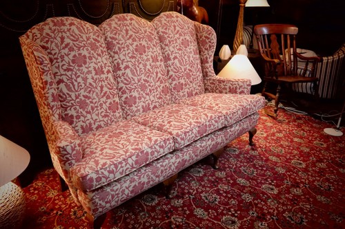 Superb Edwardian Carolean Style Wingback Sofa In Cornucopia Terracotta Fabric 🚚 - Picture 9 of 21